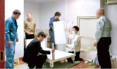 搬入経路が狭い場合も、組立式の利点を生かし
パーツをバラバラにして搬入・備蓄が可能です。
Ⅰ型の全てのパーツは、人が通れる幅があれば
運び込む事が可能なサイズになっております。
